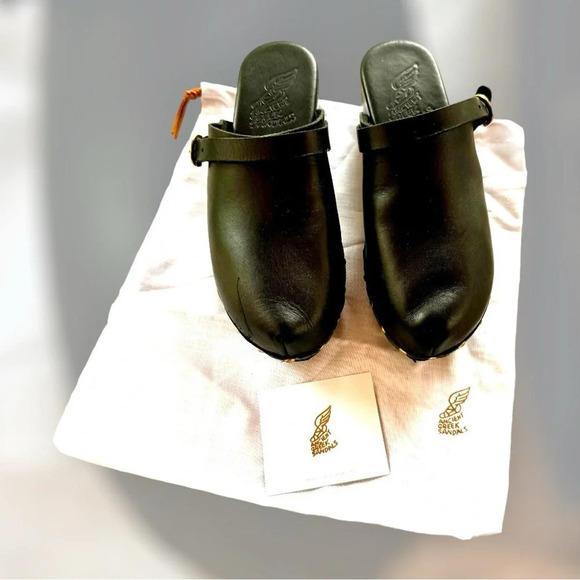 Ancient Greek Sandals Women’s Black Classic Closed Clog - Picture 1 of 13